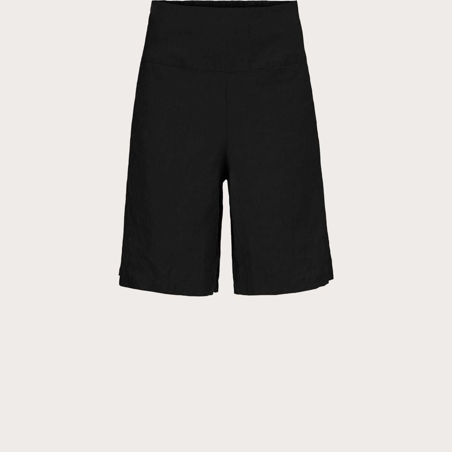 Pinja Shorts