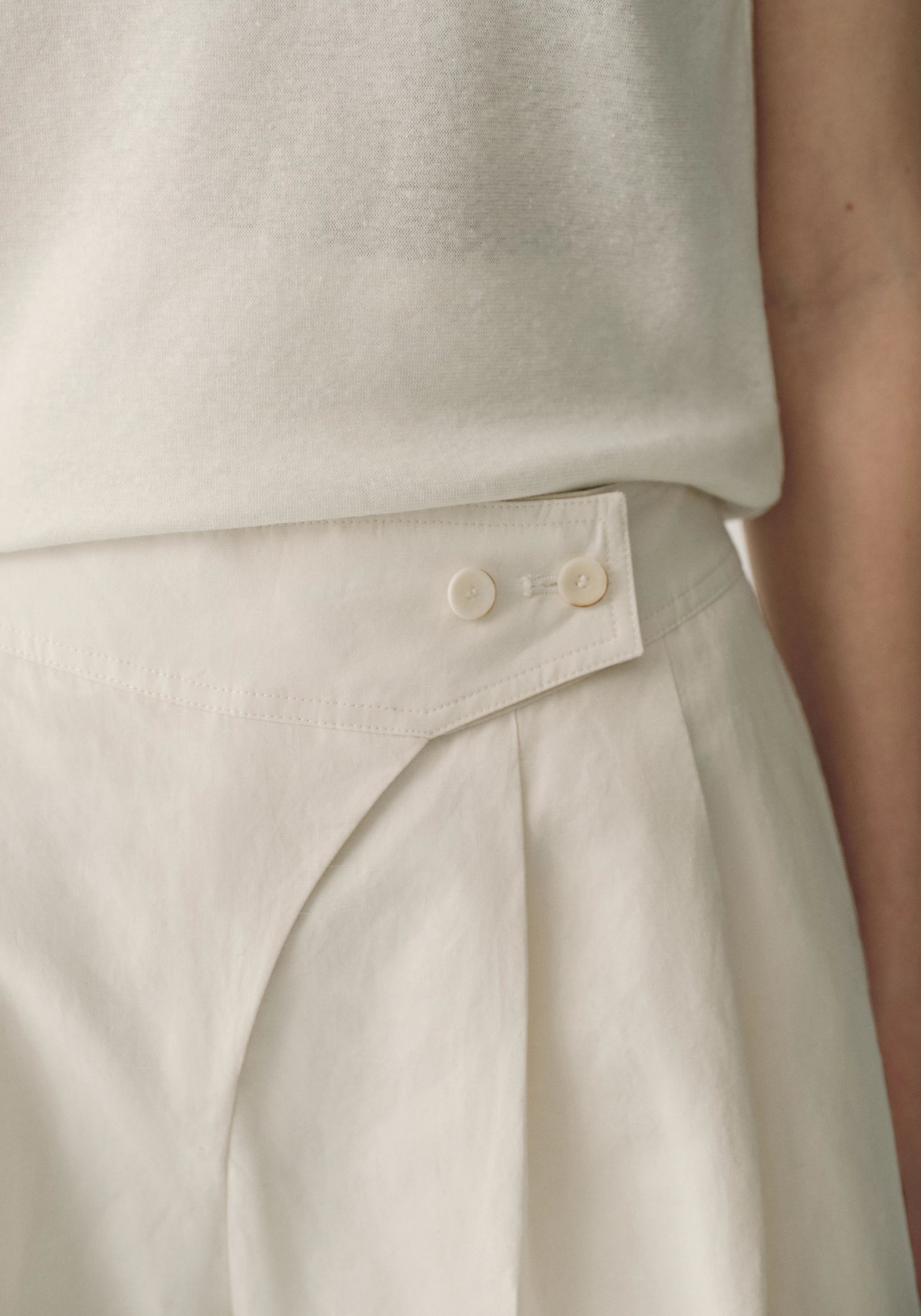 Asymmetric Cotton-linen Pants